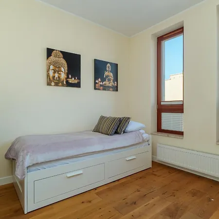 בית נופש Exclusive Townhouse Maciejki With Garden And Terrace Near Warsaw