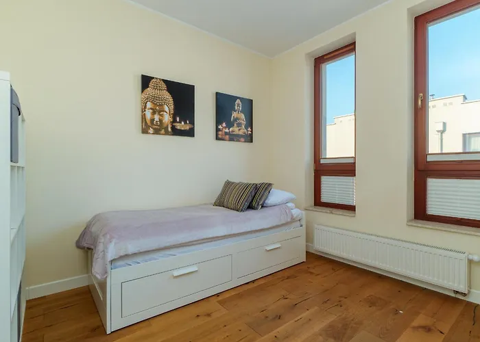 Hébergement de vacances Exclusive Townhouse Maciejki With Garden And Terrace Near Warsaw