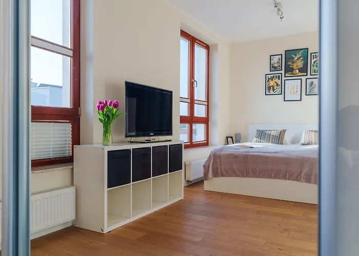 Exclusive Townhouse Maciejki With Garden And Terrace Near Warsaw Hébergement de vacances *