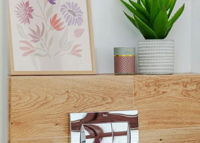 Exclusive Townhouse Maciejki With Garden And Terrace Near Warsaw Hébergement de vacances