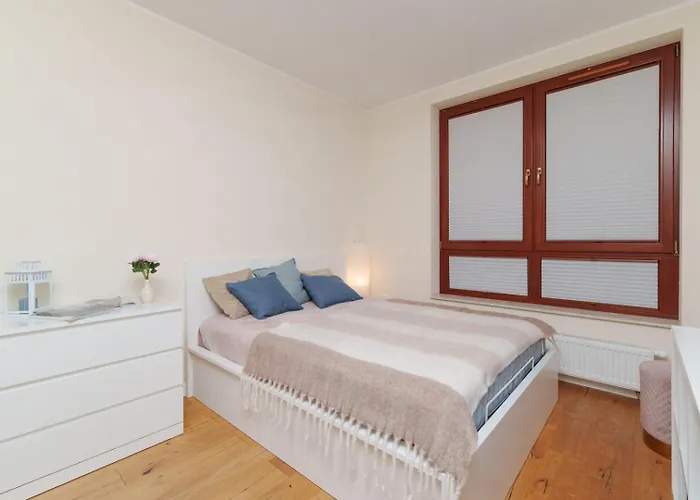 Exclusive Townhouse Maciejki With Garden And Terrace Near Warsaw Hébergement de vacances *