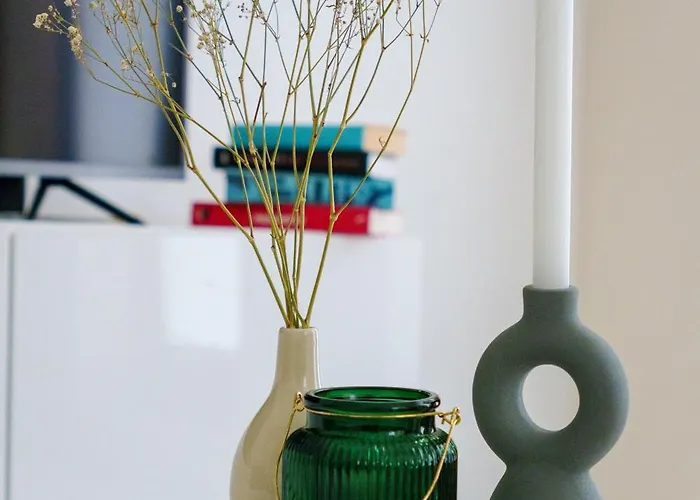 Hébergement de vacances Exclusive Townhouse Maciejki With Garden And Terrace Near Warsaw *