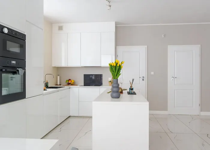 Hébergement de vacances Exclusive Townhouse Maciejki With Garden And Terrace Near Warsaw